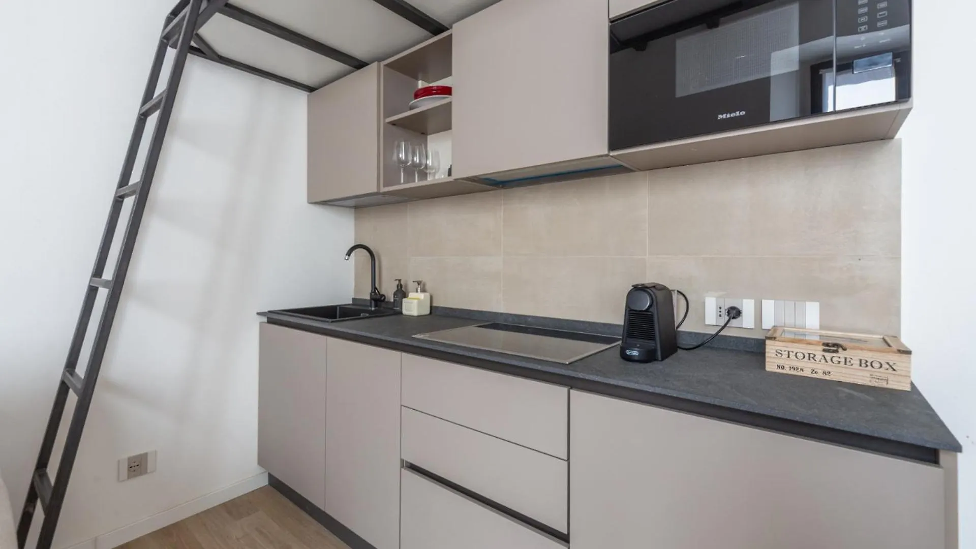 Stylish Studio Loft In Porta Romana Milán Apartamento